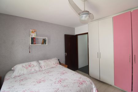 Casa à venda com 189m², 4 quartos e 2 vagasCasa 2 - Quarto 2