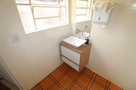 Casa à venda com 189m², 4 quartos e 2 vagasBanheiro 2