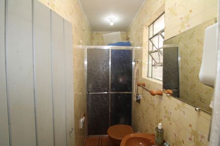 Casa à venda com 189m², 4 quartos e 2 vagasBanheiro 1