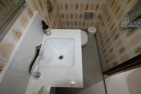 Casa à venda com 189m², 4 quartos e 2 vagasCasa 2 - Banheiro 2