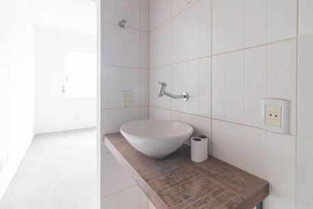 Banheiro da Suíte de apartamento à venda com 1 quarto, 84m² em Menino Deus, Porto Alegre