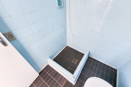 Studio à venda com 30m², 1 quarto e sem vaga Studio à venda com 30m², 1 quarto e sem vagaBanheiro