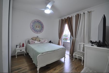 Casa à venda com 94m², 3 quartos e 2 vagasSuíte