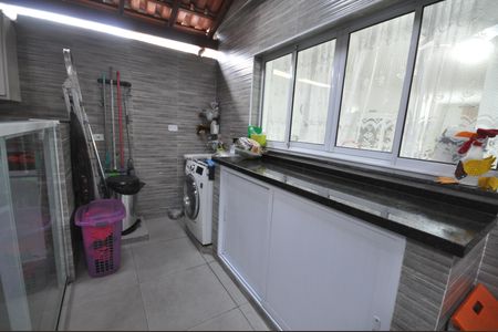 Casa à venda com 94m², 3 quartos e 2 vagasÁrea de Serviço