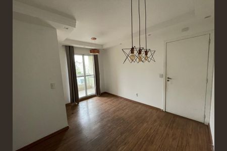 Sala de apartamento para alugar com 2 quartos, 68m² em Jardim Santa Izabel, Cotia