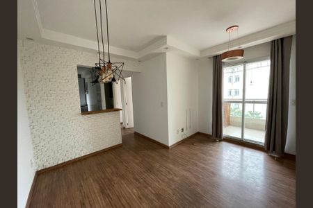 Sala de apartamento para alugar com 2 quartos, 68m² em Jardim Santa Izabel, Cotia