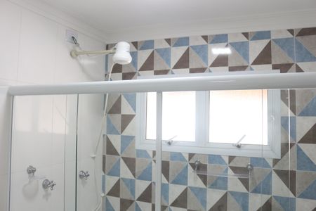 Casa à venda com 190m², 2 quartos e 3 vagasBanheiro da Suíte 2