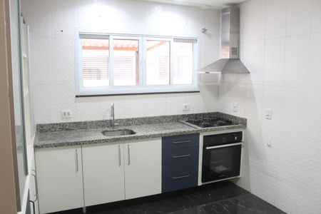 Casa à venda com 190m², 2 quartos e 3 vagasSala/Cozinha