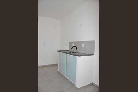 Casa para alugar com 80m², 2 quartos e sem vaga Casa para alugar com 80m², 2 quartos e sem vagaCozinha