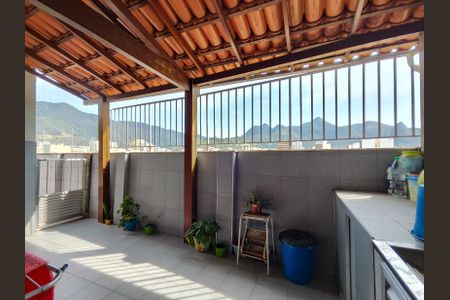 Apartamento à venda com 85m², 3 quartos e sem vagaÁrea de Serviço