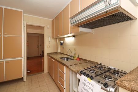 Apartamento à venda com 78m², 2 quartos e 1 vaga Apartamento à venda com 78m², 2 quartos e 1 vagaCozinha