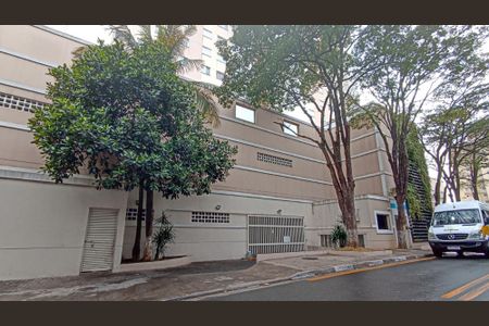 Apartamento à venda com 33m², 2 quartos e 1 vaga Apartamento à venda com 33m², 2 quartos e 1 vagaFachada