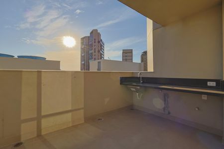 Apartamento à venda com 110m², 2 quartos e 2 vagas Apartamento à venda com 110m², 2 quartos e 2 vagasÁrea de Serviço