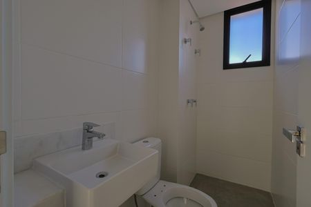 Apartamento à venda com 110m², 2 quartos e 2 vagas Apartamento à venda com 110m², 2 quartos e 2 vagasBanheiro