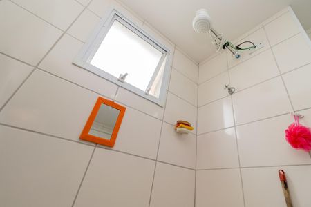 Apartamento à venda com 49m², 2 quartos e 1 vaga Apartamento à venda com 49m², 2 quartos e 1 vagaBanheiro