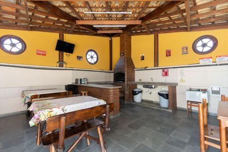 Apartamento à venda com 55m², 2 quartos e 2 vagas Apartamento à venda com 55m², 2 quartos e 2 vagasÁrea comum - Churrasqueira