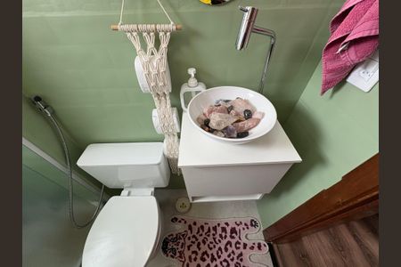 Apartamento à venda com 55m², 2 quartos e 2 vagas Apartamento à venda com 55m², 2 quartos e 2 vagasBanheiro da Suíte