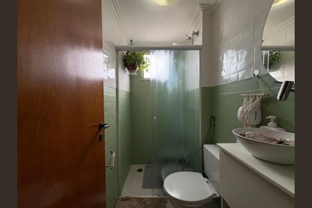 Apartamento à venda com 55m², 2 quartos e 2 vagas Apartamento à venda com 55m², 2 quartos e 2 vagasBanheiro da Suíte
