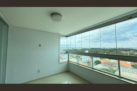 Apartamento à venda com 115m², 4 quartos e 2 vagasVaranda
