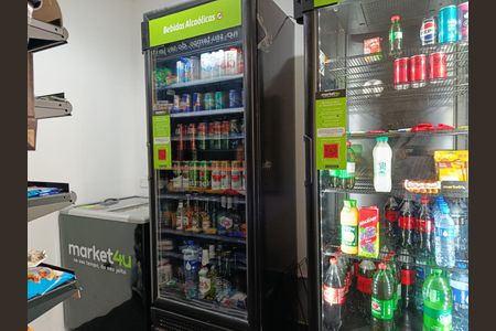 Apartamento à venda com 85m², 3 quartos e 2 vagas Apartamento à venda com 85m², 3 quartos e 2 vagasMini mercado