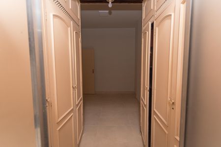 Apartamento para alugar com 100m², 3 quartos e sem vaga Apartamento para alugar com 100m², 3 quartos e sem vagaCloset da Suíte