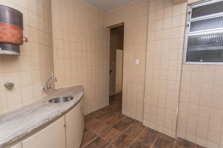 Apartamento para alugar com 100m², 3 quartos e sem vaga Apartamento para alugar com 100m², 3 quartos e sem vagaCozinha e Área de Serviço