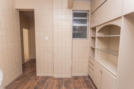 Apartamento para alugar com 100m², 3 quartos e sem vaga Apartamento para alugar com 100m², 3 quartos e sem vagaCozinha e Área de Serviço