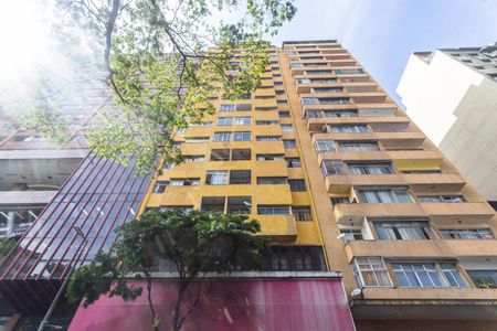 Apartamento para alugar com 100m², 3 quartos e sem vaga Apartamento para alugar com 100m², 3 quartos e sem vagaFachada