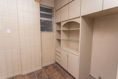Apartamento para alugar com 100m², 3 quartos e sem vaga Apartamento para alugar com 100m², 3 quartos e sem vagaCozinha e Área de Serviço