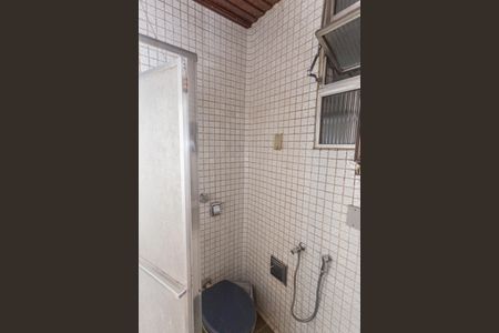 Apartamento para alugar com 100m², 3 quartos e sem vaga Apartamento para alugar com 100m², 3 quartos e sem vagaBanheiro da Suíte