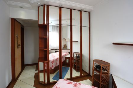 Apartamento para alugar com 176m², 3 quartos e 3 vagas Apartamento para alugar com 176m², 3 quartos e 3 vagasSuíte 2