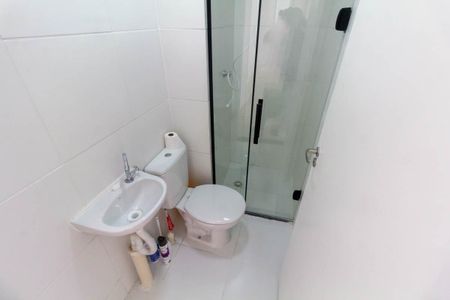Apartamento para alugar com 44m², 2 quartos e sem vaga Apartamento para alugar com 44m², 2 quartos e sem vagaBanheiro