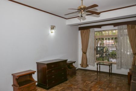 Sala de casa à venda com 3 quartos, 250m² em Alto da Lapa, São Paulo