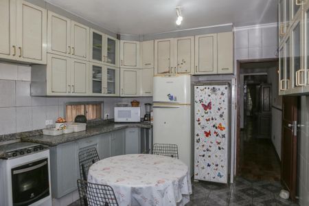 Casa à venda com 250m², 3 quartos e 2 vagasCozinha