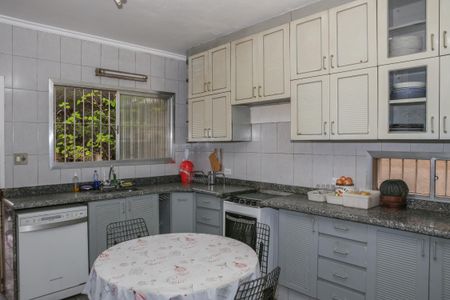 Casa à venda com 250m², 3 quartos e 2 vagasCozinha