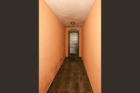 Casa à venda com 250m², 3 quartos e 2 vagasEntrada