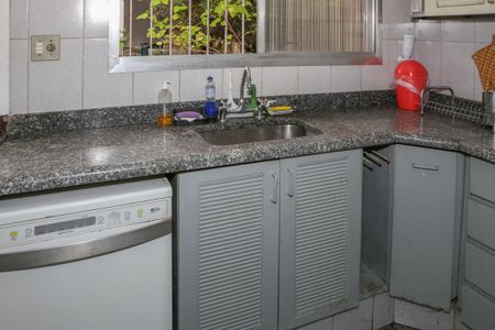 Casa à venda com 250m², 3 quartos e 2 vagasCozinha