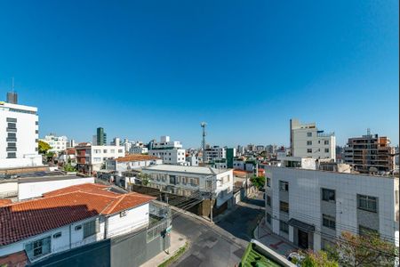 Apartamento à venda com 86m², 3 quartos e 2 vagas Apartamento à venda com 86m², 3 quartos e 2 vagasQuarto 1 Vista