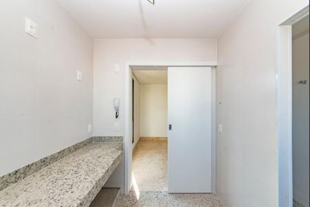 Apartamento à venda com 86m², 3 quartos e 2 vagas Apartamento à venda com 86m², 3 quartos e 2 vagasCozinha