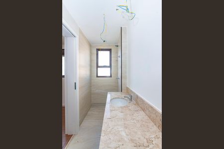 Apartamento à venda com 86m², 3 quartos e 2 vagas Apartamento à venda com 86m², 3 quartos e 2 vagasBanheiro da Suíte