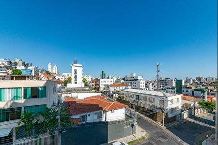 Apartamento à venda com 86m², 3 quartos e 2 vagas Apartamento à venda com 86m², 3 quartos e 2 vagasQuarto 1 Vista
