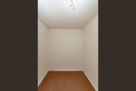 Apartamento à venda com 86m², 3 quartos e 2 vagas Apartamento à venda com 86m², 3 quartos e 2 vagasCloset da suíte