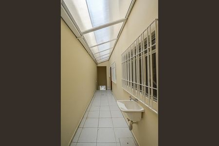 Casa para alugar com 270m², 5 quartos e 3 vagasCorredor