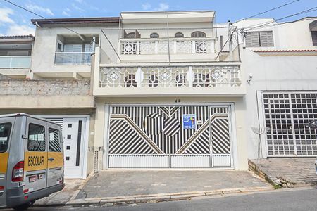 Casa para alugar com 270m², 5 quartos e 3 vagasFachada