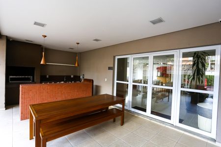 Apartamento à venda com 81m², 3 quartos e 2 vagas Apartamento à venda com 81m², 3 quartos e 2 vagasÁrea comum - Churrasqueira