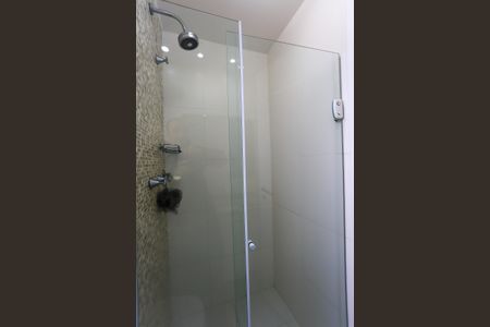 Apartamento à venda com 81m², 3 quartos e 2 vagas Apartamento à venda com 81m², 3 quartos e 2 vagasBanheiro da Suíte