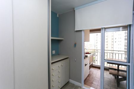 Apartamento à venda com 81m², 3 quartos e 2 vagas Apartamento à venda com 81m², 3 quartos e 2 vagasQuarto 1