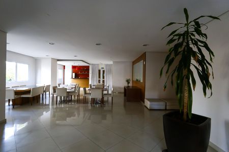 Apartamento à venda com 81m², 3 quartos e 2 vagas Apartamento à venda com 81m², 3 quartos e 2 vagasÁrea comum - Salão de festas