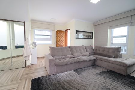 Casa à venda com 244m², 3 quartos e 2 vagasSala 1
