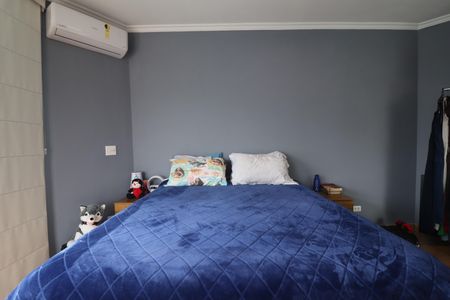 Casa à venda com 244m², 3 quartos e 2 vagasSuíte